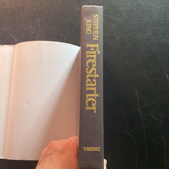 HARDCOVER Firestarter by: Stephen King - Picture 8 of 8